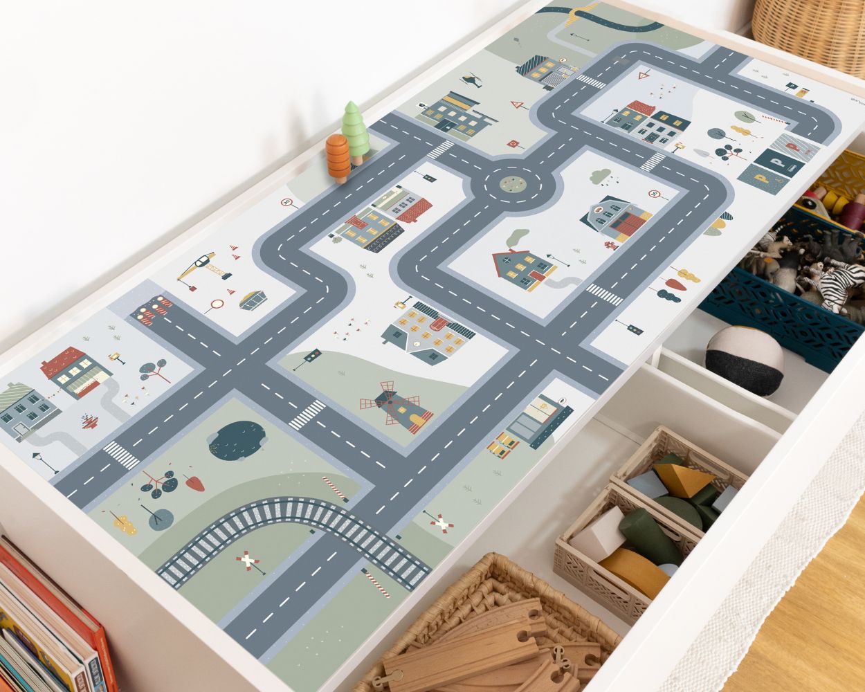 Spieltisch aus IKEA Dundra Tisch